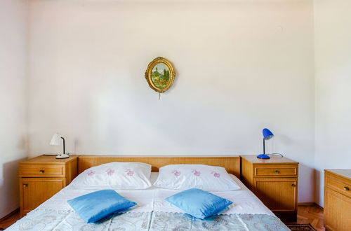 Photo 11 - Simplistic Apartment in Šibenik near Sea Beach