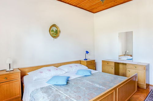 Photo 17 - Simplistic Apartment in Šibenik near Sea Beach