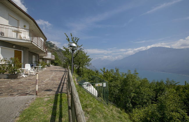 Tremosine Wonderful Lake View 2 - Photo 32