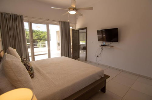 Photo 7 - Private 3 Bedroom Villa Near Walking Trail