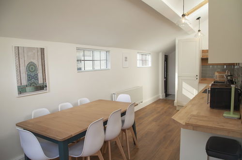 Photo 26 - The Old Post Office - Bright & Modern 4bdr Townhouse With Private Garden