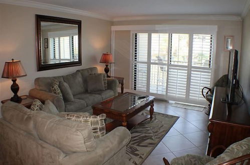 Photo 5 - 2 Bed, 2.5 Baths, Sleeps 6, Ocean View - Summerhouse 147