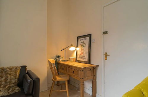 Foto 9 - Stunning Royal Mile Old Town Apartment