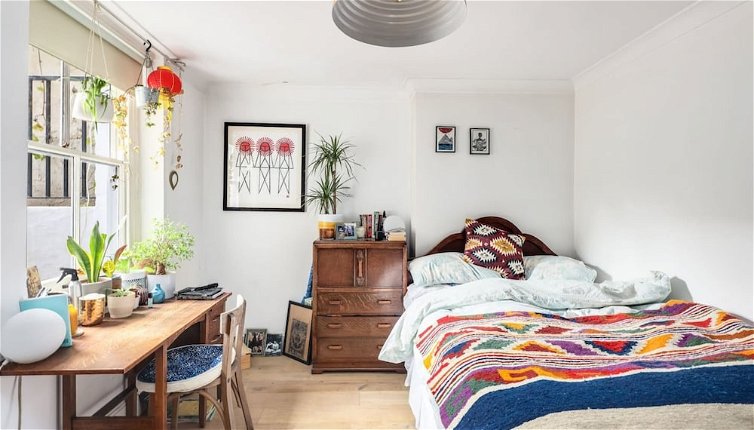 Foto 1 - Gorgeous and Vibrant 3 Bedroom Apartment in London