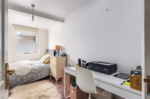 Photo 2 - Gorgeous and Vibrant 3 Bedroom Apartment in London