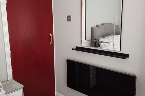 Photo 8 - Modern 1-bed Apartment in Blackpool