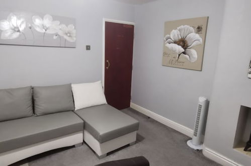 Photo 21 - Modern 1-bed Apartment in Blackpool