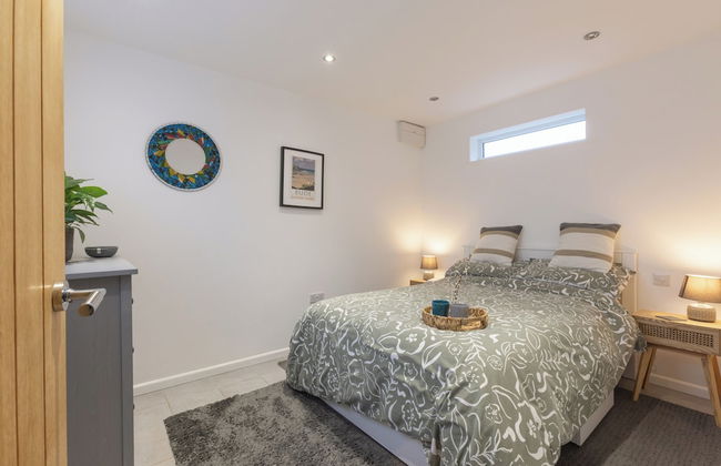 1 Bed Chalet in Bude - Parking & Wifi - Foto 4