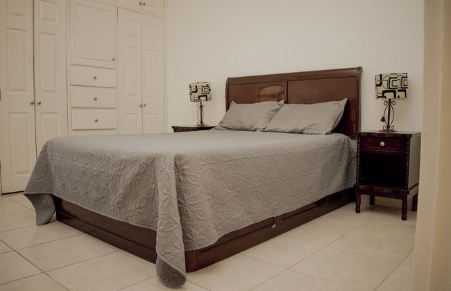Suites Cervantes - Photo 16