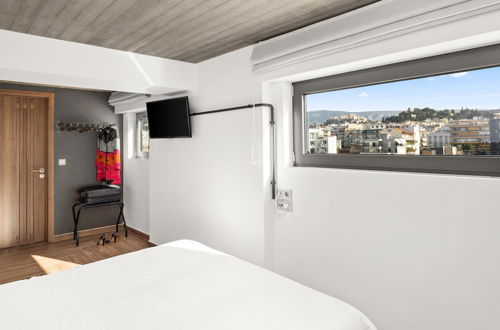 Photo 3 - Athenian View Loft