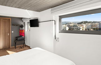 Photo 3 - Athenian View Loft