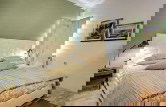 Foto 2 - Modern Villa With sea View and Private Pool