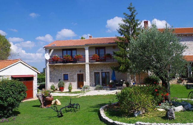 Holiday Home in Sajini With Pool Near Beach - Foto 1