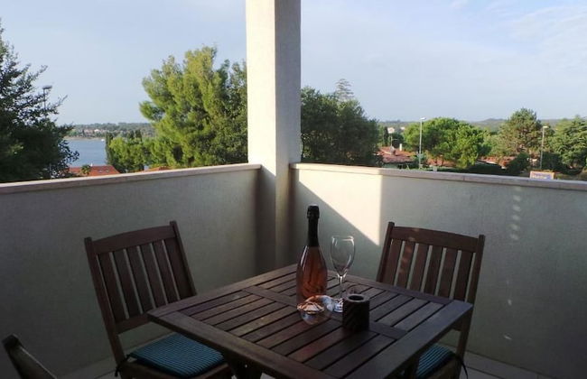 Apartments Henc - Photo 1