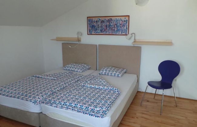 Apartments Henc - Photo 9