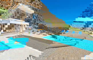 Photo 1 - Beautiful Villa With Infinity Pool and sea View