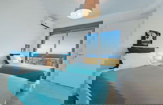 Photo 3 - Beautiful Villa With Infinity Pool and sea View