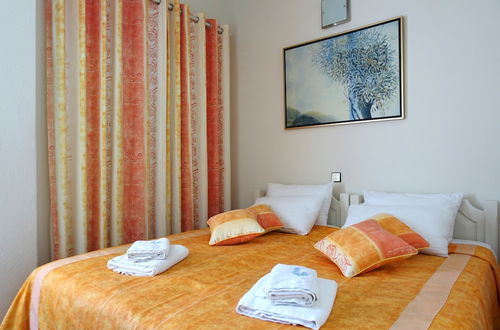 Photo 4 - Le Coq Apartments