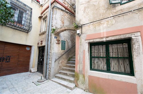 Photo 28 - Beautiful Rustical Apartment in Rovinj