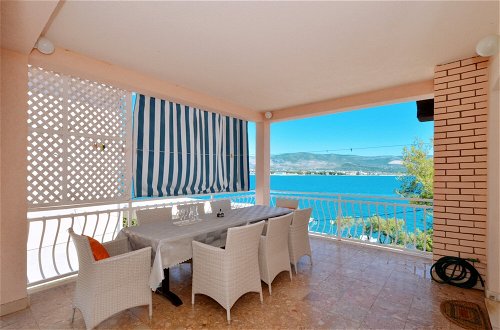 Photo 11 - D - Large apt With big Terrace, Next to the Beach