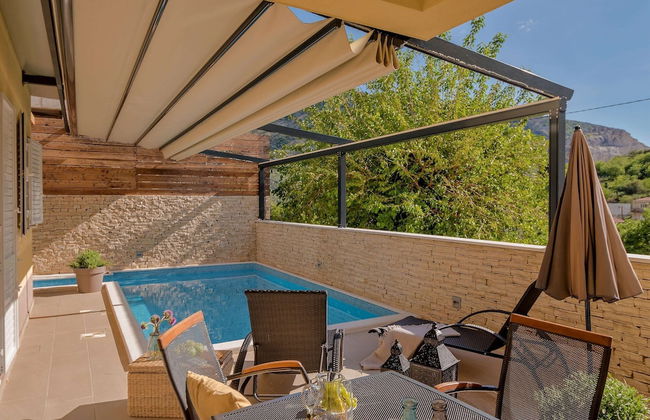 Luxury Villa Lelu With Heated Saltwater Pool, Parking, High Speed Internet, Bbq, el. car Charge T2 - Foto 58