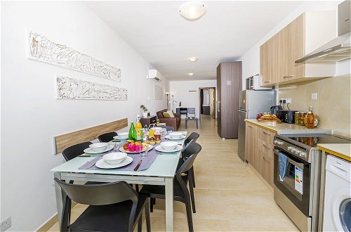 Foto 24 - Summer Breeze Comfort Apartments by Getaways Malta