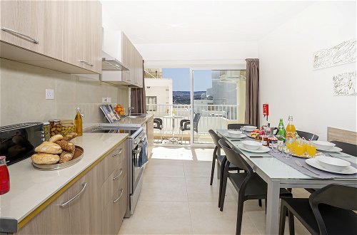 Foto 8 - Summer Breeze Comfort Apartments by Getaways Malta