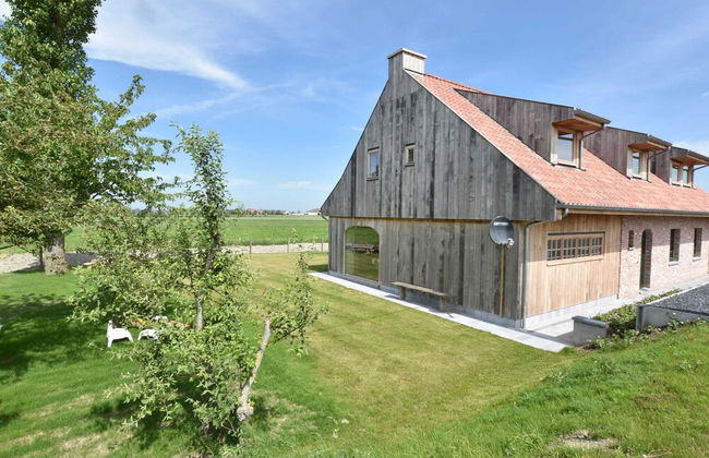 Beautiful Holiday Home With Terrace, Garden - Foto 31