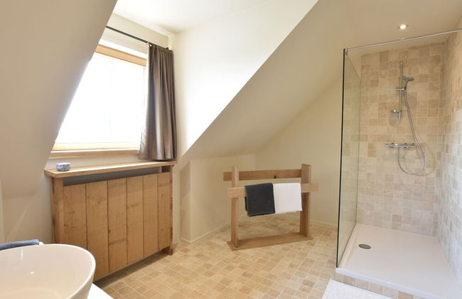 Beautiful Holiday Home With Terrace, Garden - Foto 17
