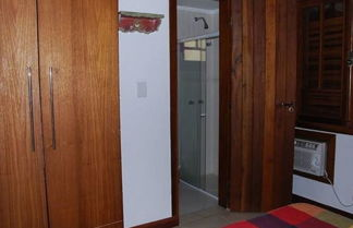 Foto 3 - Casa 4 suites a 200m da Rua das Pedras