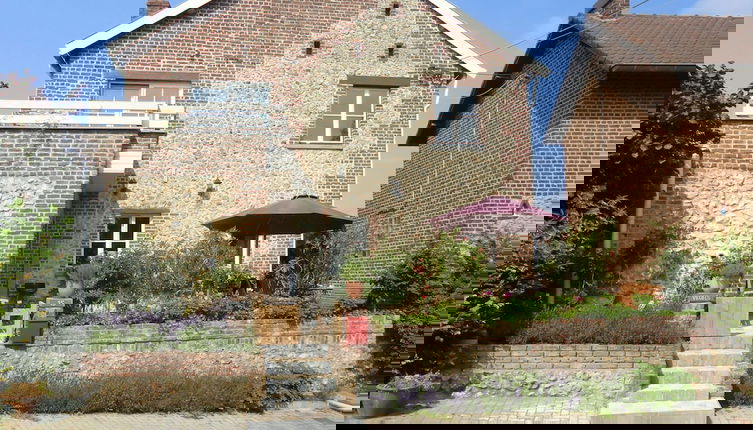 Foto 1 - Heritage Holiday Home in Voeren With Terrace