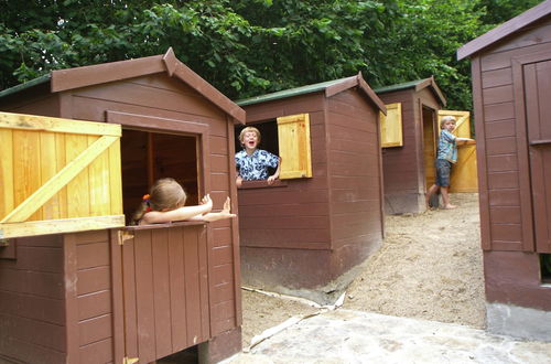 Photo 13 - Spacious Holiday Home in Redu With Garden