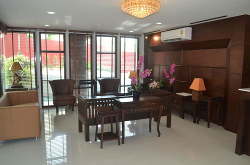 Photo 2 - The Lai Thai Luxury Condominiums