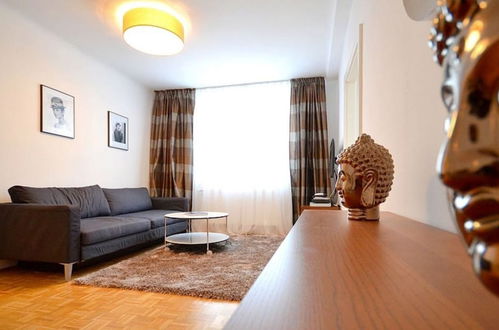 Photo 7 - Vienna Residence Timeless Apartment With Viennese Charme for up to 2 People