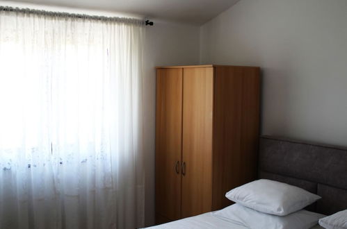 Photo 5 - Apartmani Dragović Brodarica