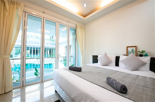 Foto 7 - The Ananas Serviced Apartments