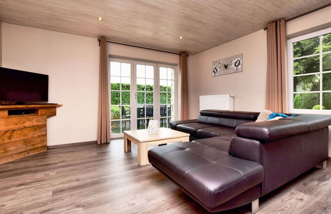 Modern Family Home With Wellness - Foto 17