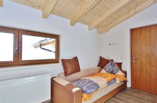 Photo 3 - Welcoming Apartment in Hollersbach im Pinzgau near Ski Area