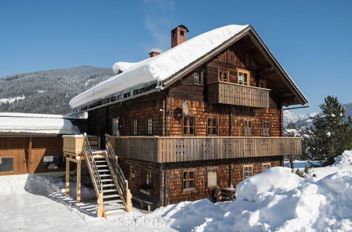 Photo 19 - Sprawling Mansion near Ski Area in Salzburg