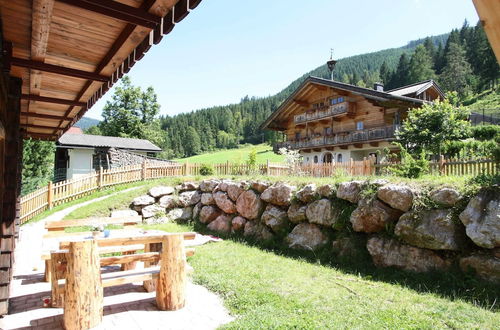 Photo 14 - Sprawling Mansion near Ski Area in Salzburg