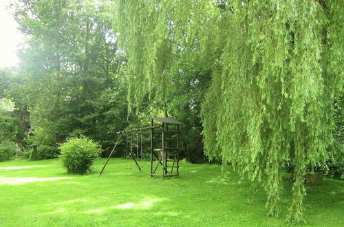 Photo 16 - Lovely Holiday Home in Treignes With Garden