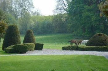 Photo 27 - Vintage Castle near Forest in Havelange