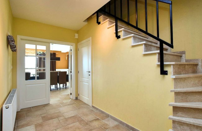 Holiday Home in Hastiere With Meuse Valley Views - Foto 2