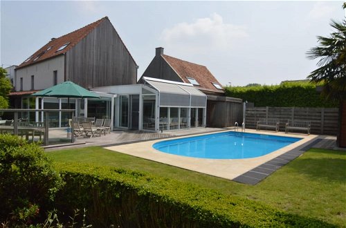 Foto 1 - Beautiful Villa for Groups With Swimming Pool, Sauna and Wifi