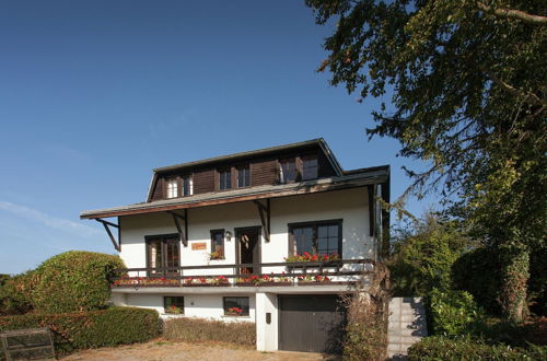 Photo 1 - Friendly and Rustic Family Home With Fireplace