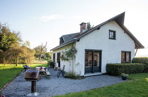 Photo 31 - Friendly and Rustic Family Home With Fireplace