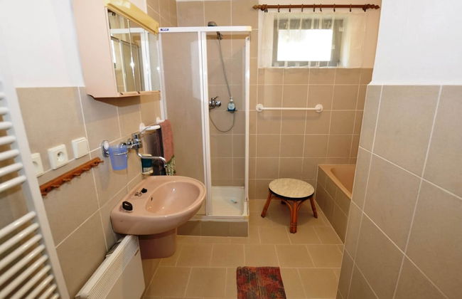 Villa in Zelenecka Lhota With Private Pool - Foto 15