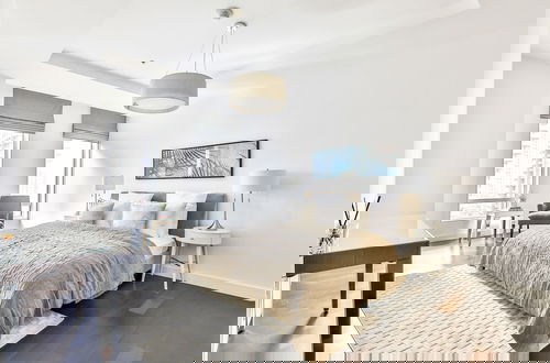 Foto 4 - Driven Holiday Homes - Limestone House