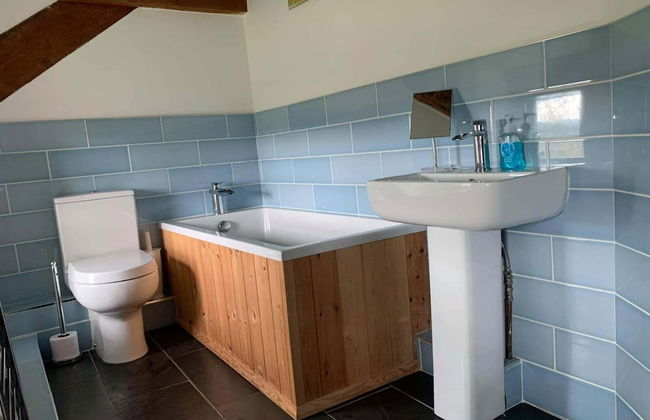 Idlewild Animal Sanctuary Farmhouse Stay - Charity - Foto 15