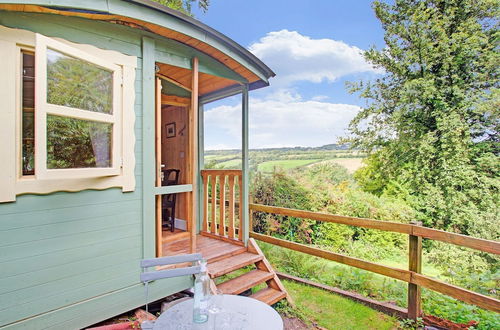 Photo 32 - Hill-view Holiday Home in Taunton With Garden and Balcony